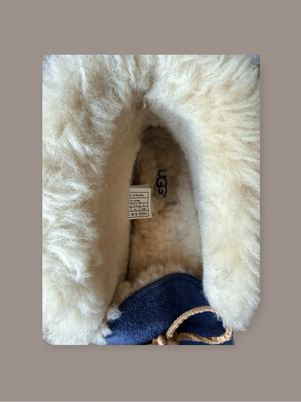 UGG Women’s Alena Slipper / Moccasin Versatile Worn Up or Down - Picture 8 of 12